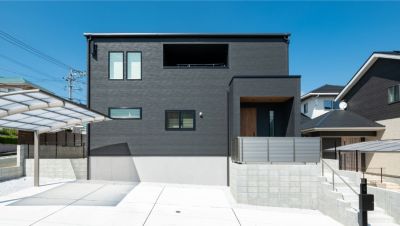 自転車愛好家にはたまらない玄関に駐輪できる家