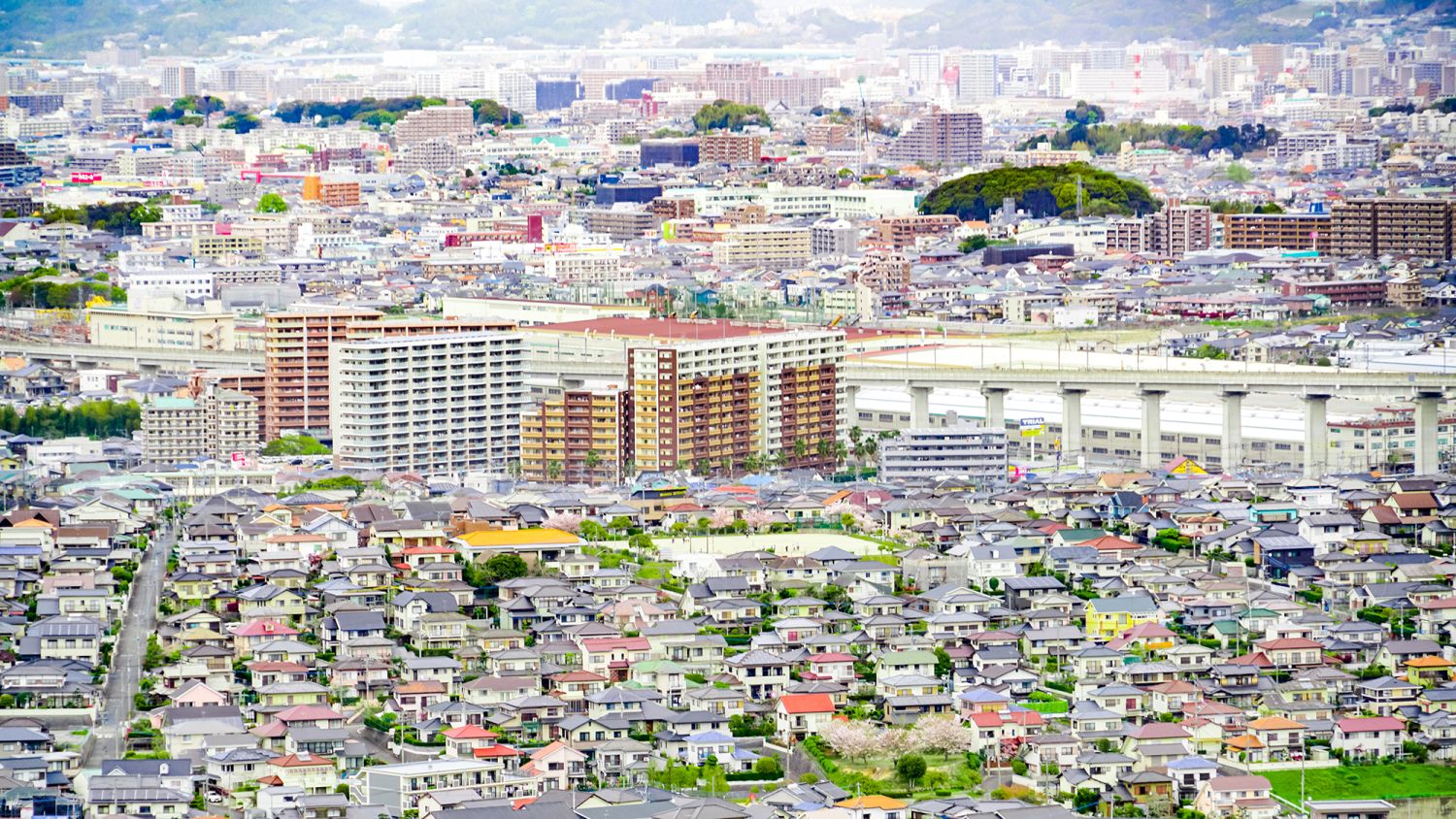 2026年最新・春日市の土地価格は坪単価62万円。人気の住宅エリアで注文住宅を検討中の方へ、家づくりのポイントを解説。