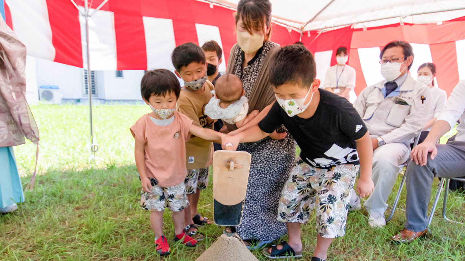 地鎮祭の意味や流れ、当日の服装や準備物【着工の前におこなわれる祭事】