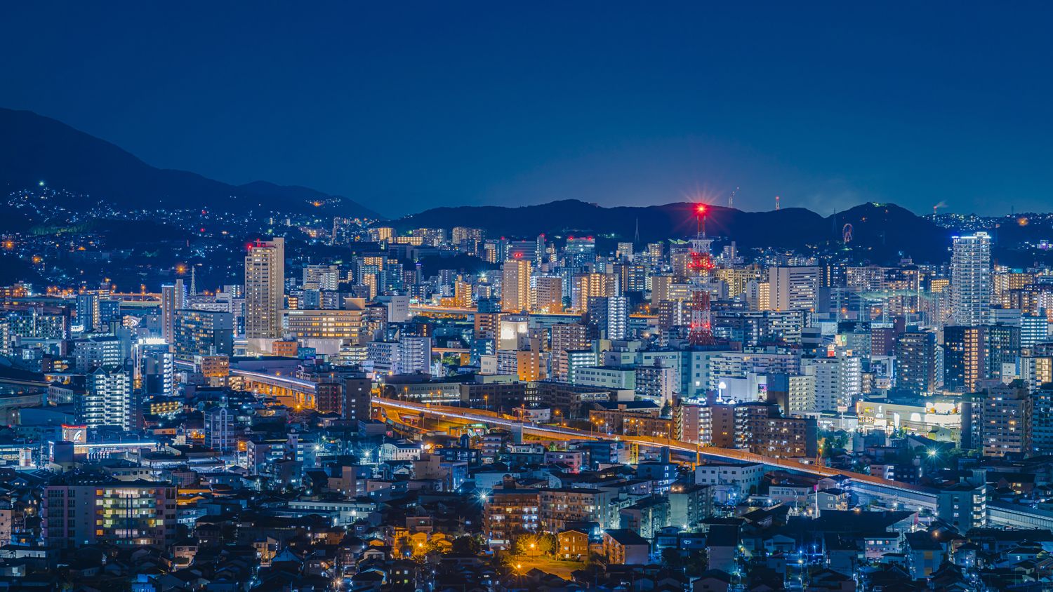 2026年最新・北九州市の土地価格は坪単価32万円。ゆとりある注文住宅を検討中の方へ、家づくりのポイントを解説。