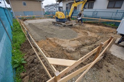 福岡県春日市12　注文住宅建築現場リポート②　～基礎工事・砕石転圧～