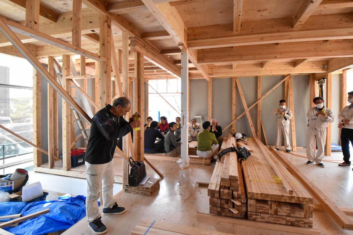 福岡県飯塚市有安字鳥羽01　注文住宅建築現場リポート④　～上棟式・後編～