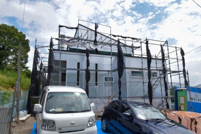 福岡県宗像市06　注文住宅建築現場リポート⑥　～木工事・サッシ取付完了～