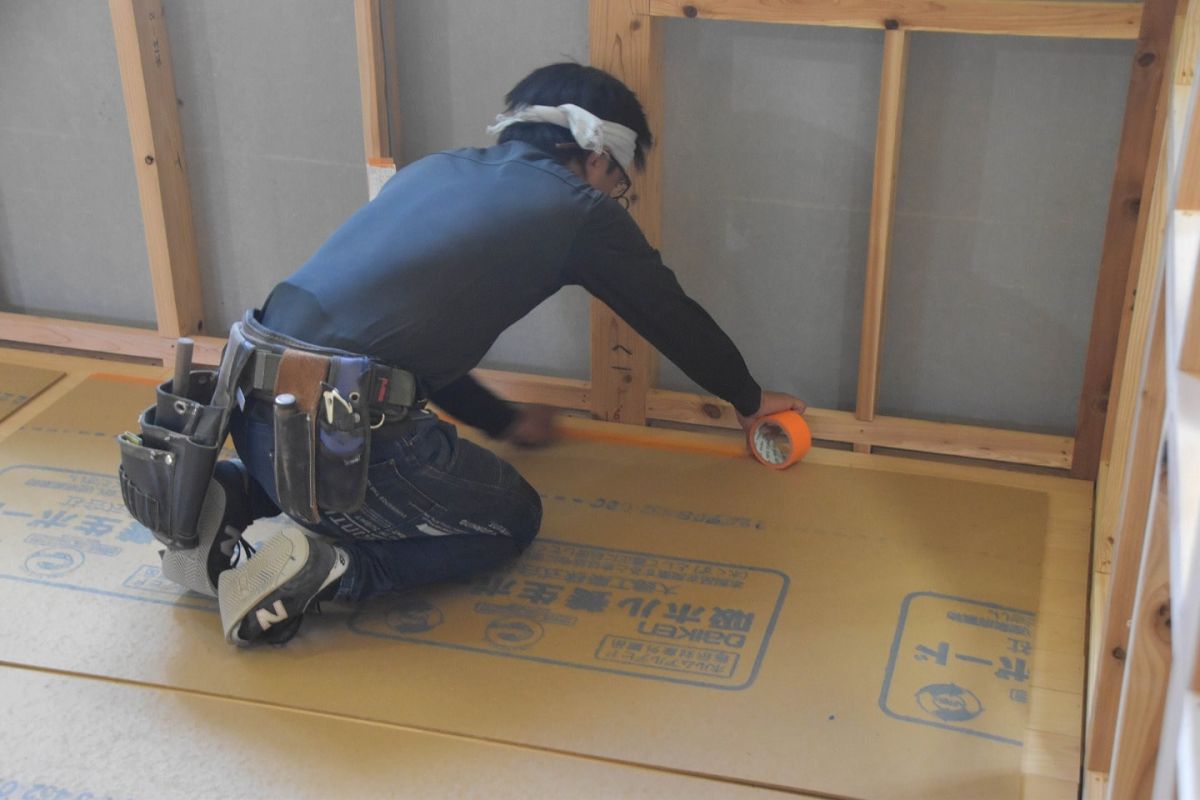 「糟屋郡志免町06」注文住宅現場リポート⑥【木工事】【床材】