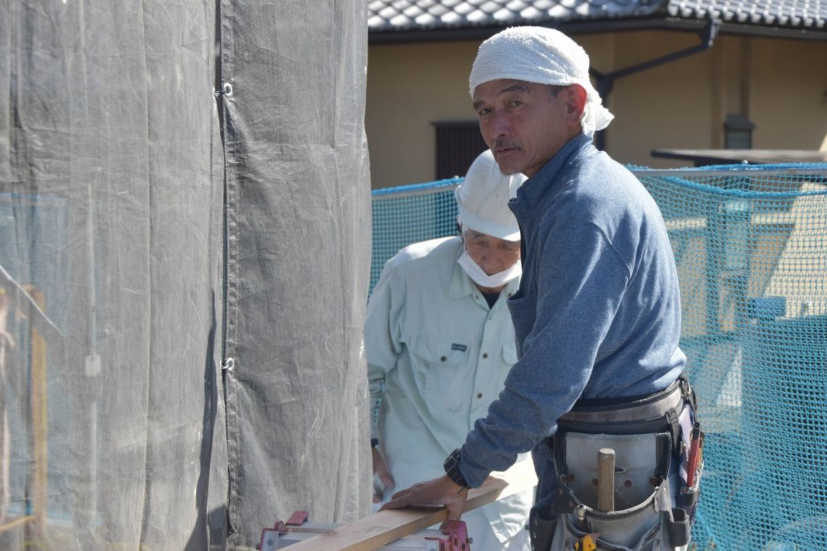 福岡県糟屋郡志免町06　注文住宅建築現場リポート⑥　～木工事・床材貼り～