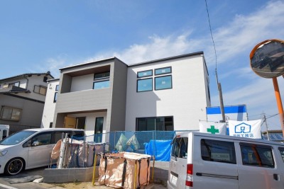 福岡県春日市13　注文住宅建築現場リポート⑨　～内装工事・クロス貼り～