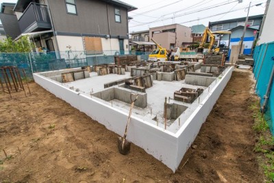 福岡市早良区08　注文住宅建築現場リポート②　～基礎工事・型枠解体～