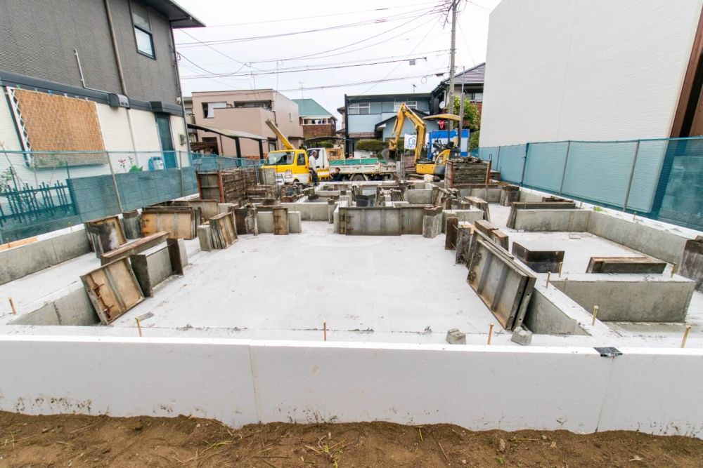 福岡市早良区08　注文住宅建築現場リポート②　～基礎工事・型枠解体～