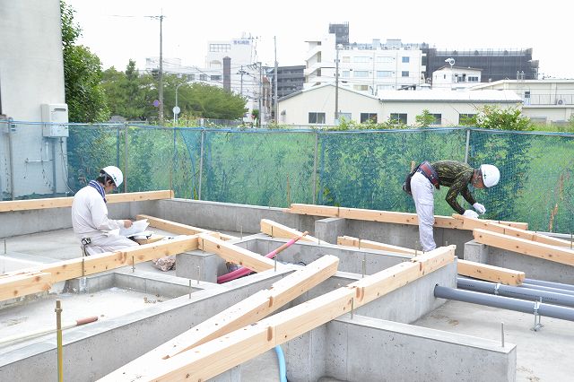 福岡市東区05　注文住宅建築現場リポート⑤　～土台敷～