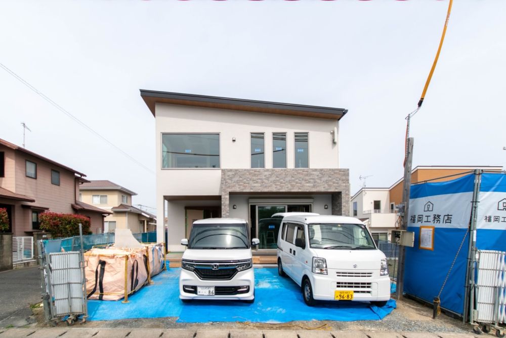 福岡県糸島市04　注文住宅建築現場リポート⑩　～内装工事・クロス貼り～