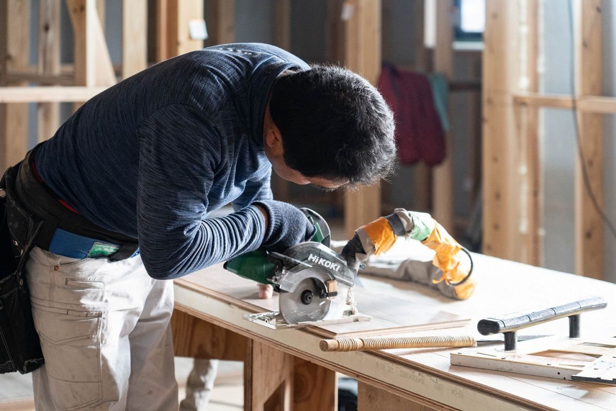 福岡県春日市14　注文住宅建築現場リポート⑤　～木工事・床張り～