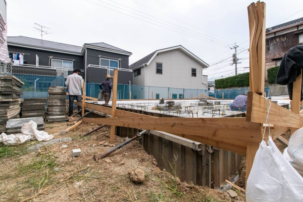 福岡市城南区友丘02　注文住宅建築現場リポート③　～基礎工事・型枠取り付け～