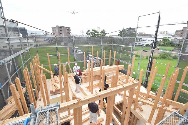 福岡市東区05　注文住宅建築現場リポート⑥　～上棟式～