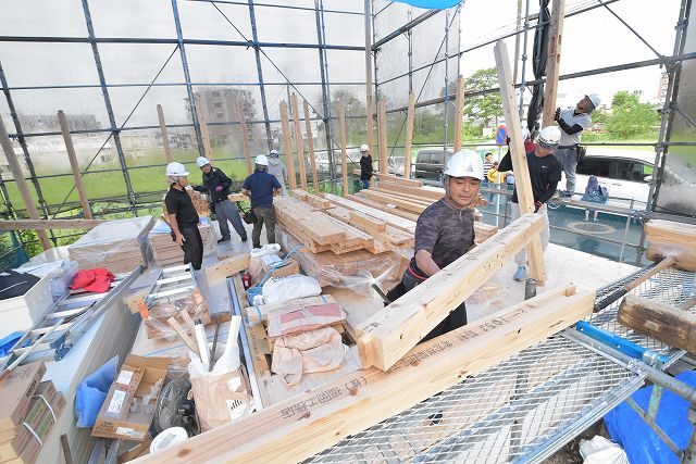 福岡市東区05　注文住宅建築現場リポート⑥　～上棟式～