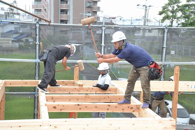 福岡市東区05　注文住宅建築現場リポート⑥　～上棟式～