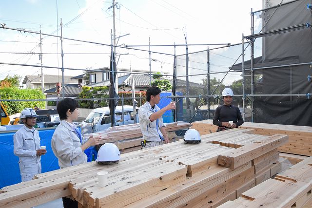 福岡市城南区03　注文住宅建築現場リポート④　～祝・上棟式 １日目～