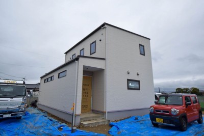 福岡県三井郡大刀洗町04　注文住宅建築現場リポート⑦　～クロス貼り～