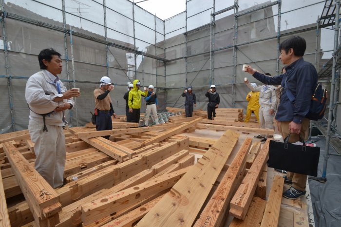 福岡市早良区01　注文住宅建築現場リポート⑥　～上棟式～