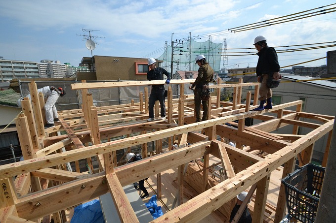 福岡市早良区03　注文住宅建築現場リポート④　～上棟式～