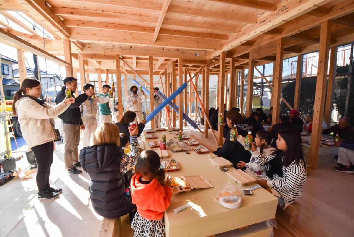 福岡県春日市14　注文住宅建築現場リポート③　～上棟式&餅まき～