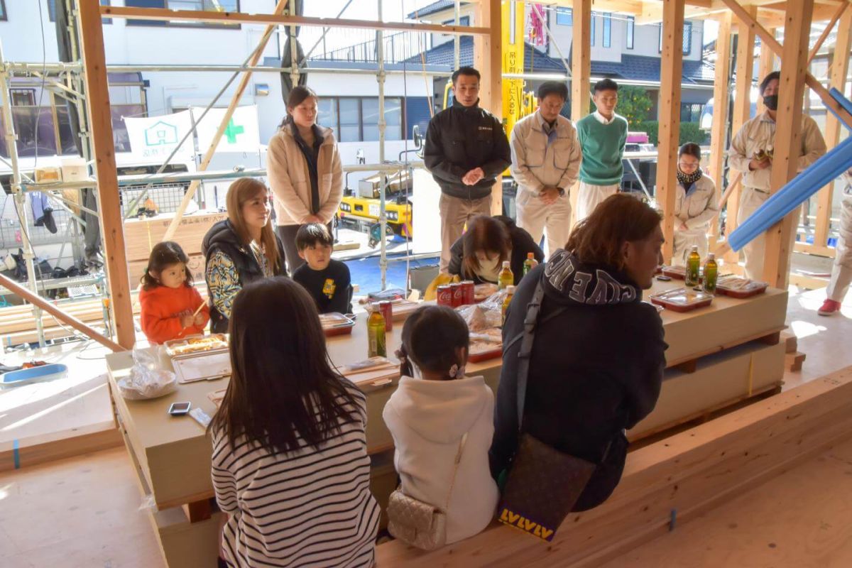 福岡県春日市14　注文住宅建築現場リポート③　～上棟式&餅まき～