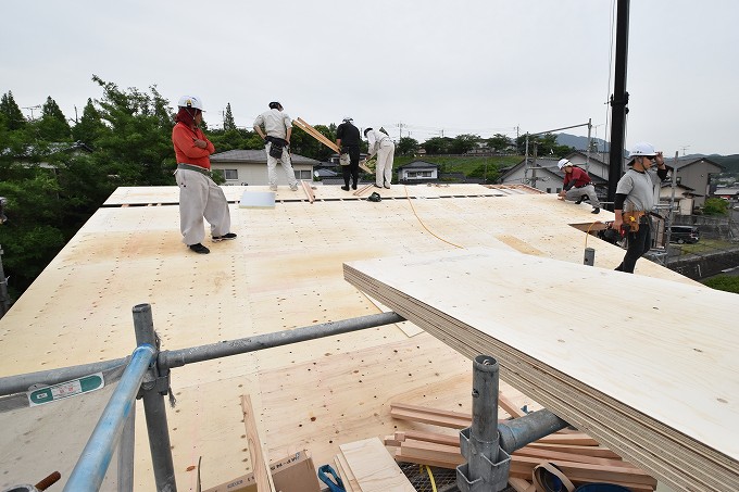 福岡県糟屋郡宇美町02　注文住宅建築現場リポート⑤　～上棟式～