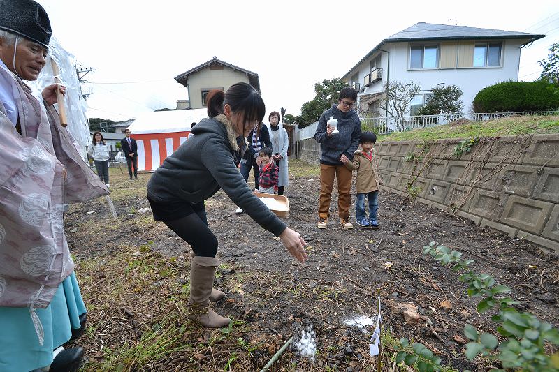 福岡県宗像市池田01　注文住宅建築現場リポート①　～地鎮祭～