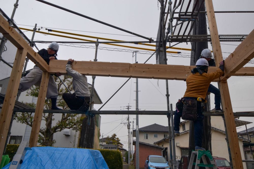 福岡県久留米市01　注文住宅建築現場リポート④　～祝・上棟式1日目～