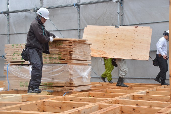 福岡市南区的場02　注文住宅建築現場リポート⑤　～上棟式～