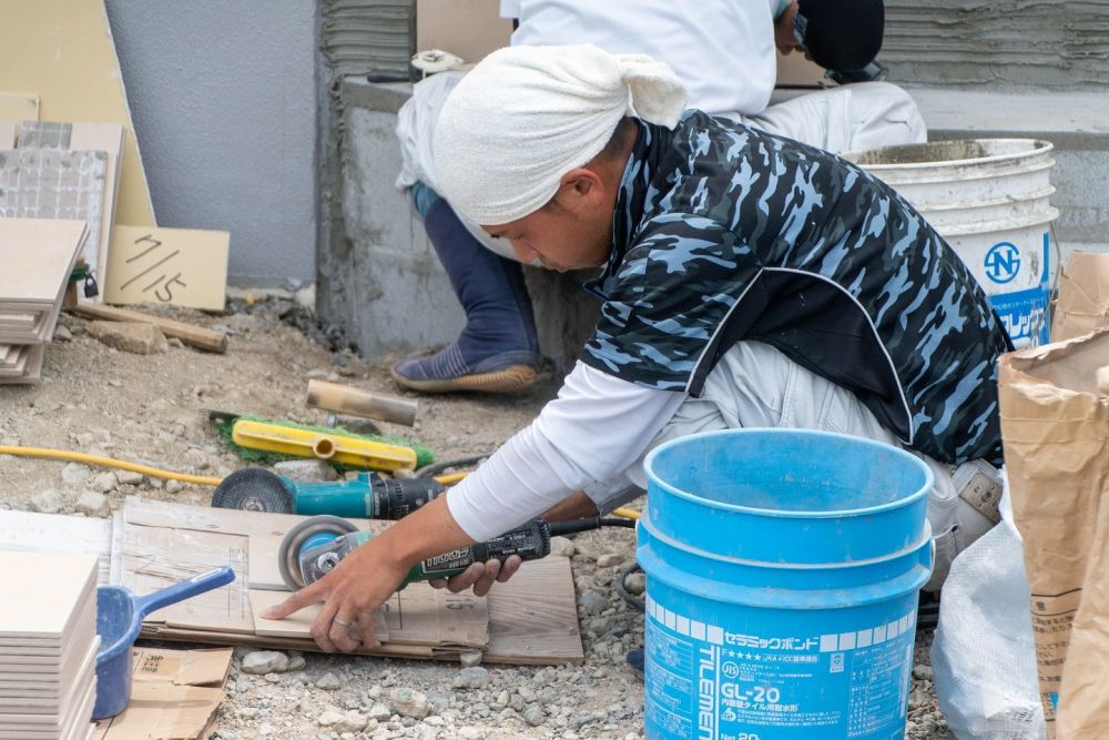 「糸島市二丈深江01」注文住宅現場リポート⑩【タイル工事】