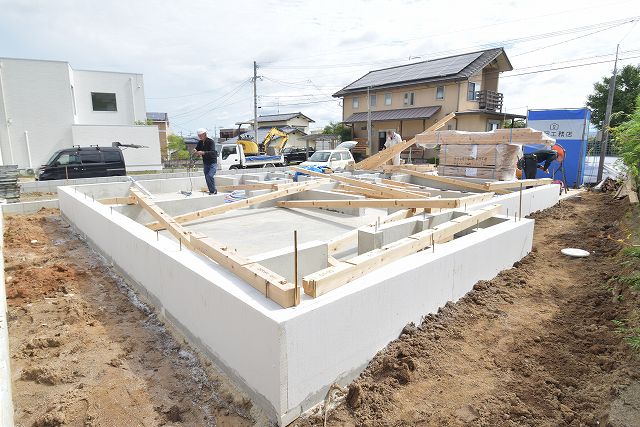 「福岡市南区老司02」注文住宅現場リポート④【木工事】【土台敷き】