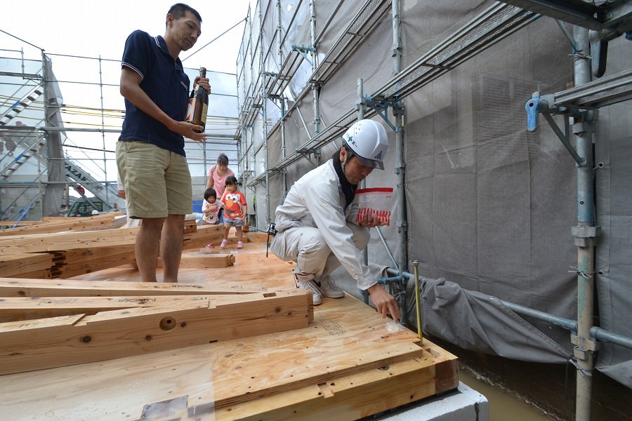 福岡県春日市紅葉ヶ丘西03　注文住宅建築現場リポート⑤　～上棟式～